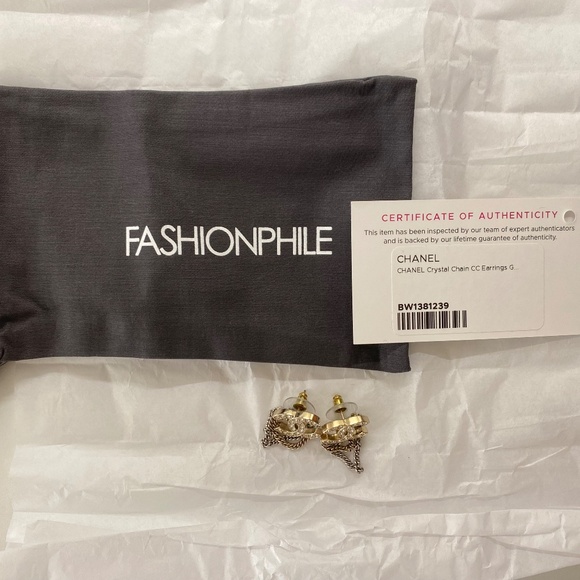 Chanel Crystal Chain CC Earrings Gold (2021) - Picture 5 of 5